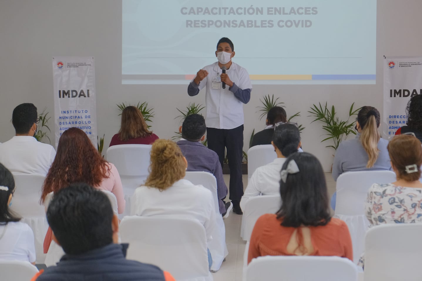 GOBIERNO MUNICIPAL REFUERZA PROTOCOLO COVID-19 PARA OFICINAS