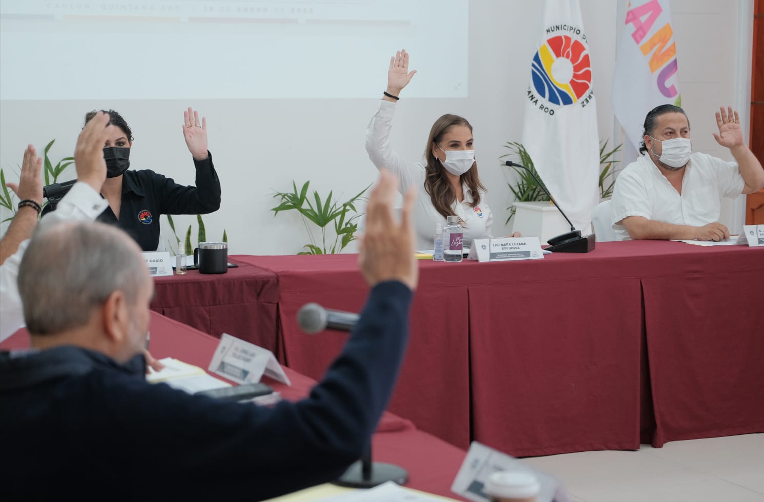GOBIERNO Y SOCIEDAD CONTRIBUYEN AL ÉXITO DE CANCÚN
