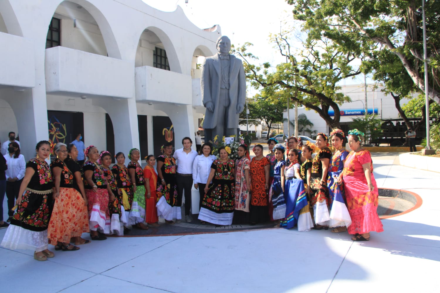 CONMEMORAN EL 216 ANIVERSARIO DEL NATALIO DE BENITO JUÁREZ