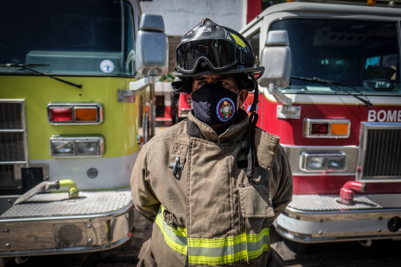 BOMBEROS DE CANCÚN CUMPLE 46 AÑOS DE FUNDACIÓN