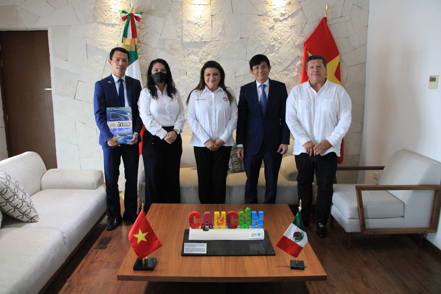 ESTRECHAN LAZOS VIETNAM Y MUNICIPIO DE BENITO JUÁREZ