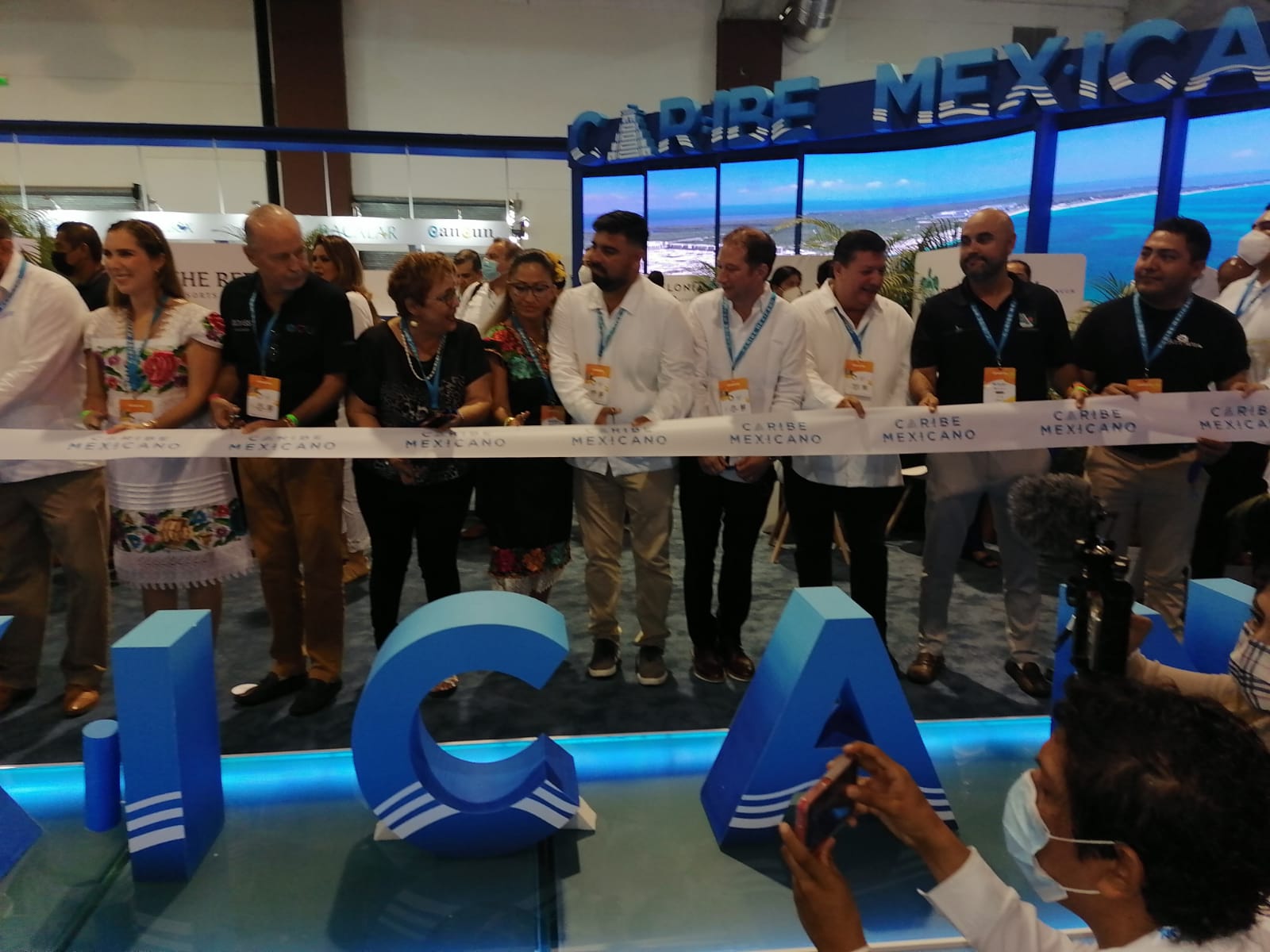 EXITOSO ARRANQUE DE CANCÚN EN TIANGUIS TURÍSTICO DE MÉXICO 2022