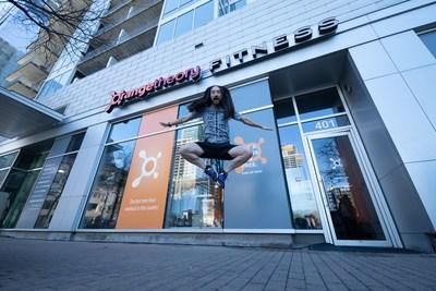 Orangetheory Fitness le da la bienvenida al primer director musical de su historia