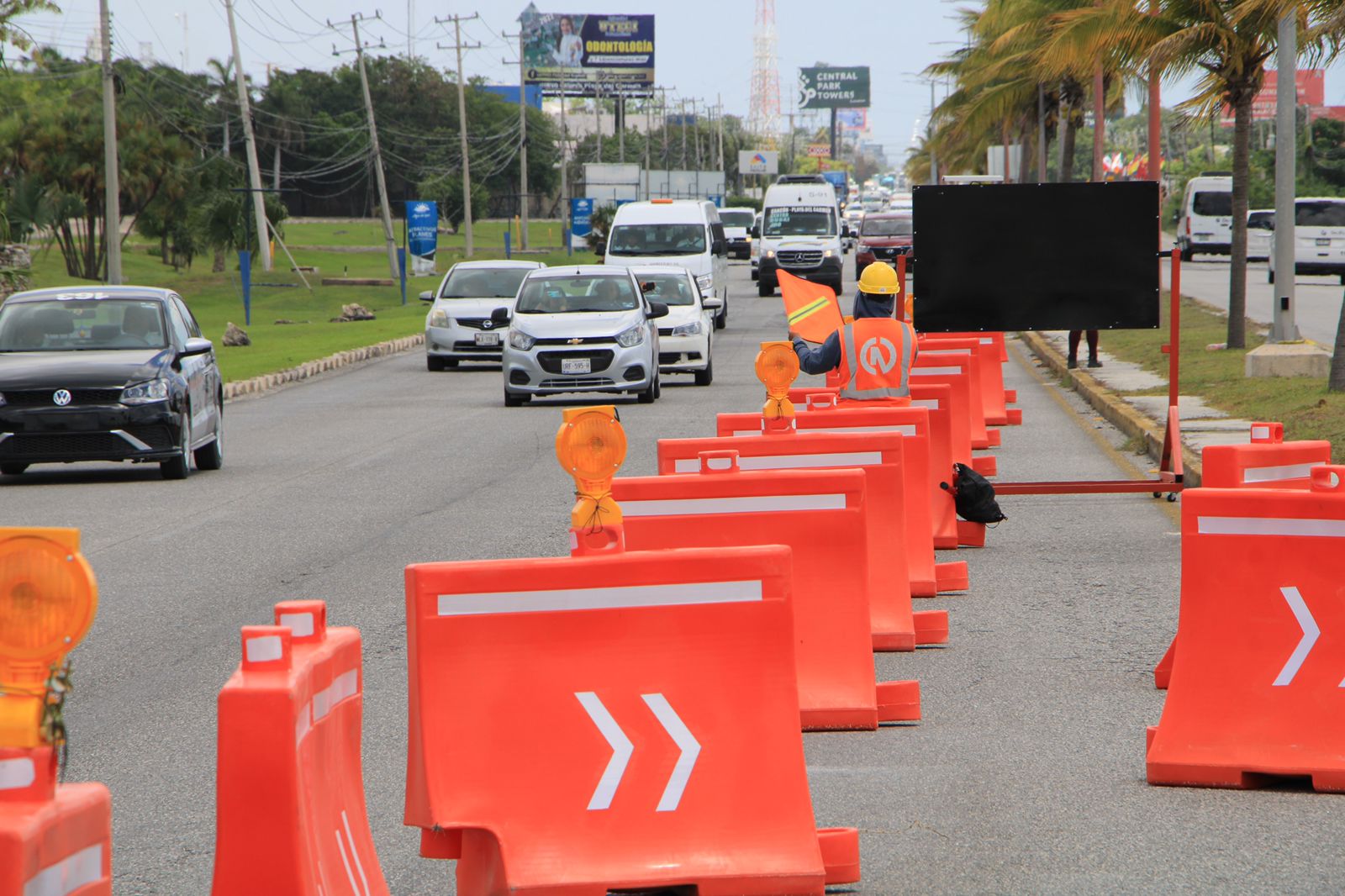 PROMUEVE GOBIERNO DE BJ USO DE VÍAS ALTERNAS DURANTE REHABILITACIÓN DE BLV. COLOSIO