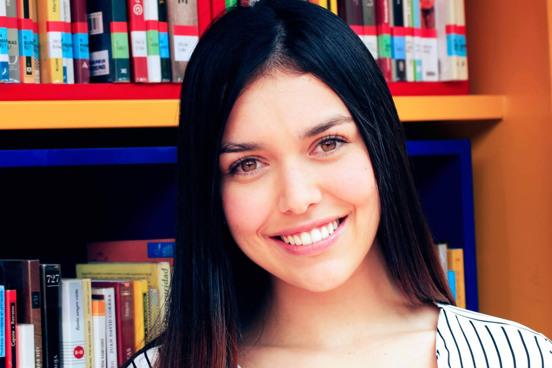 Odontología de Marlon Becerra ofrece diseño de sonrisa e implantes dentales