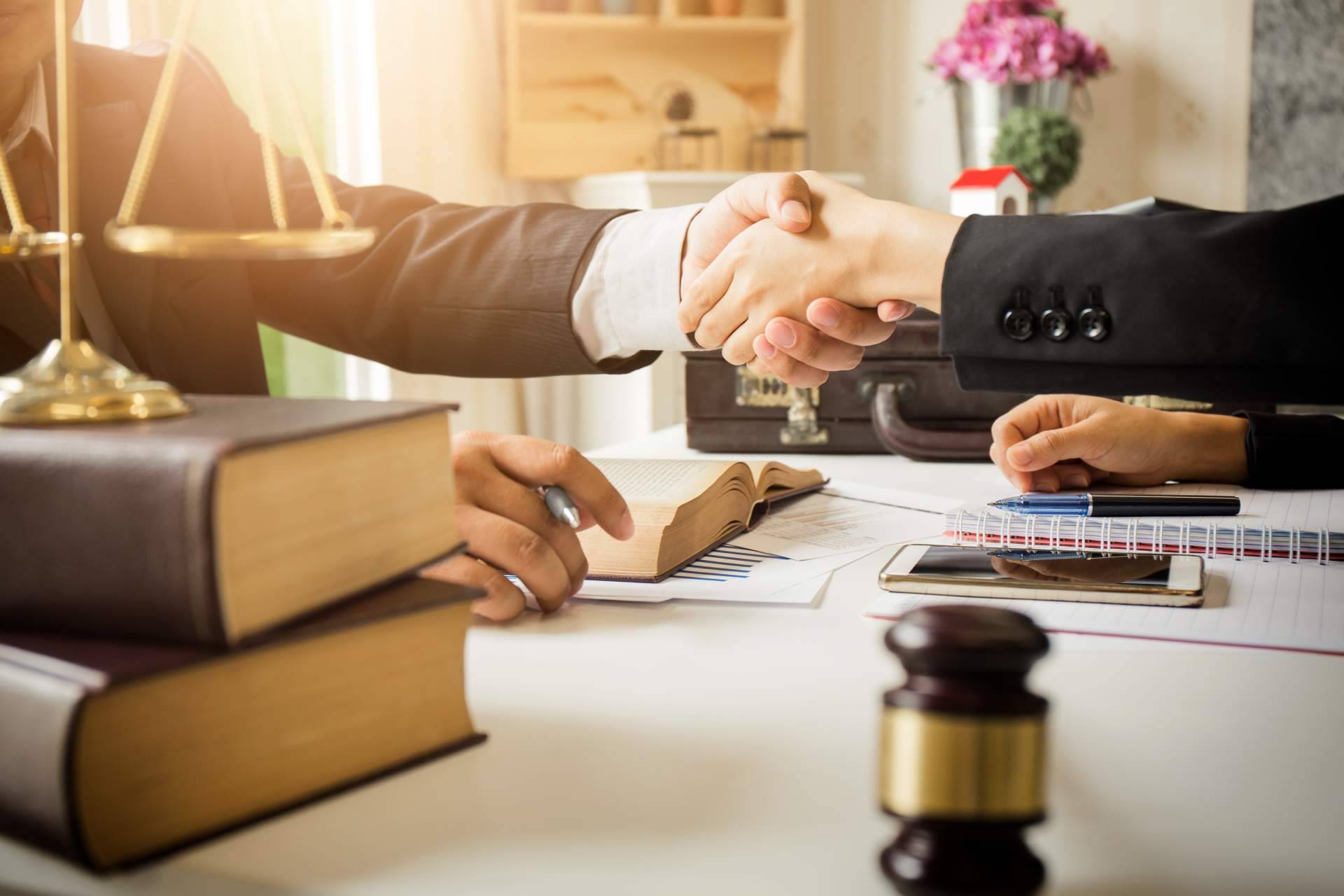 Grupo Legal Gebeloff, abogados expertos en cobrar deudas