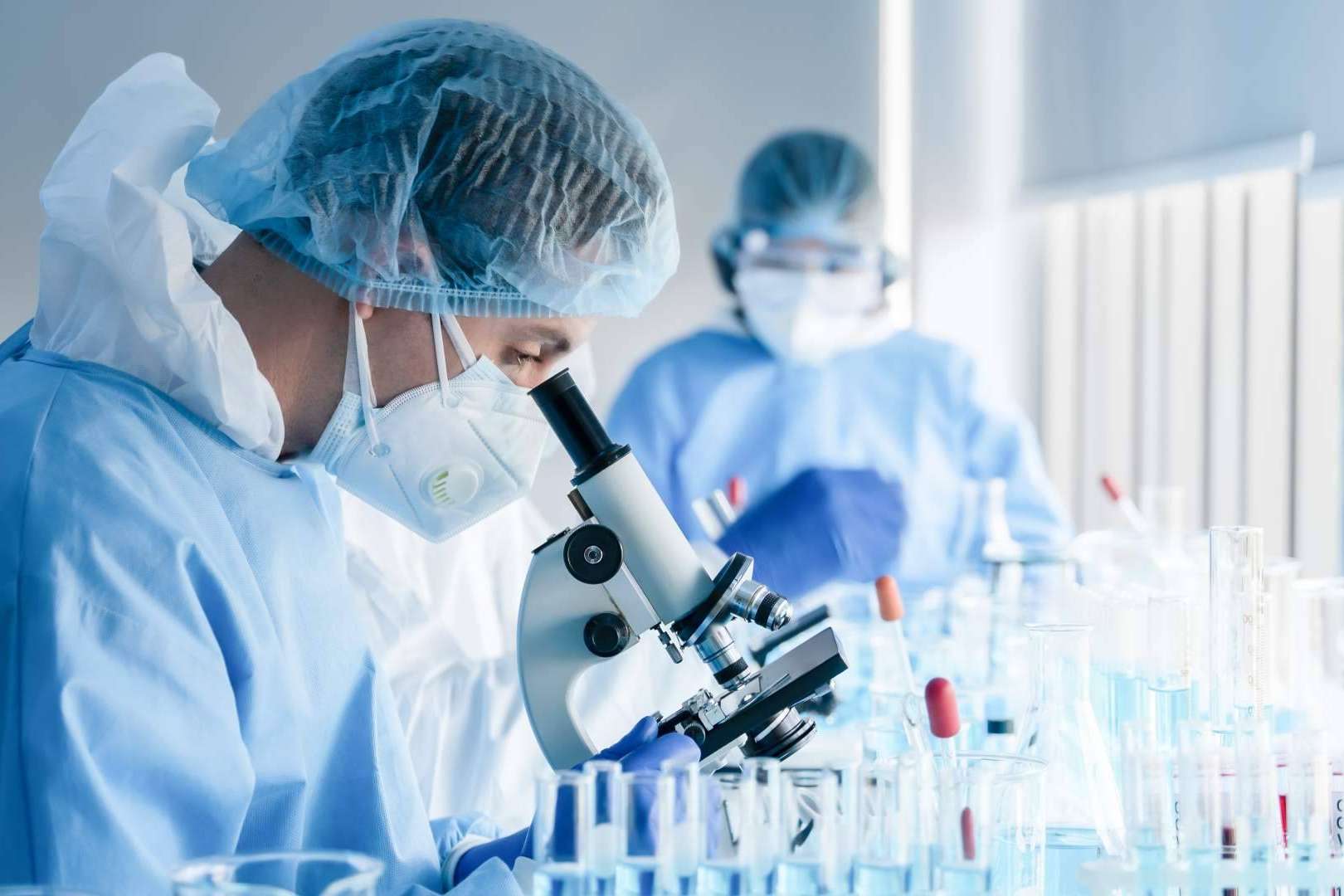 Realizar pruebas de laboratorio en casa; Clínica y Laboratorio Express proporciona la comodidad de la salud las 24 horas