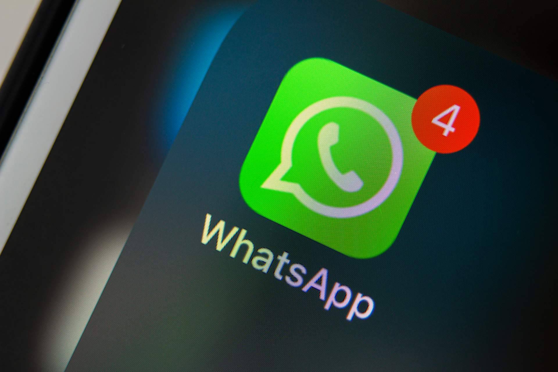 La solución de Wachatbot para integrar WhatsApp sin los costes de la API oficial